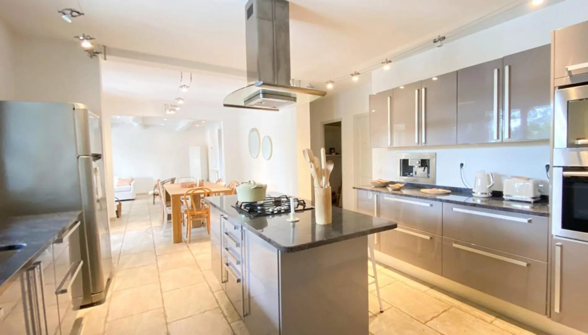Mougins Charming Villa With Swimming Pool 3 Bedrooms In The Pine Forest Francia