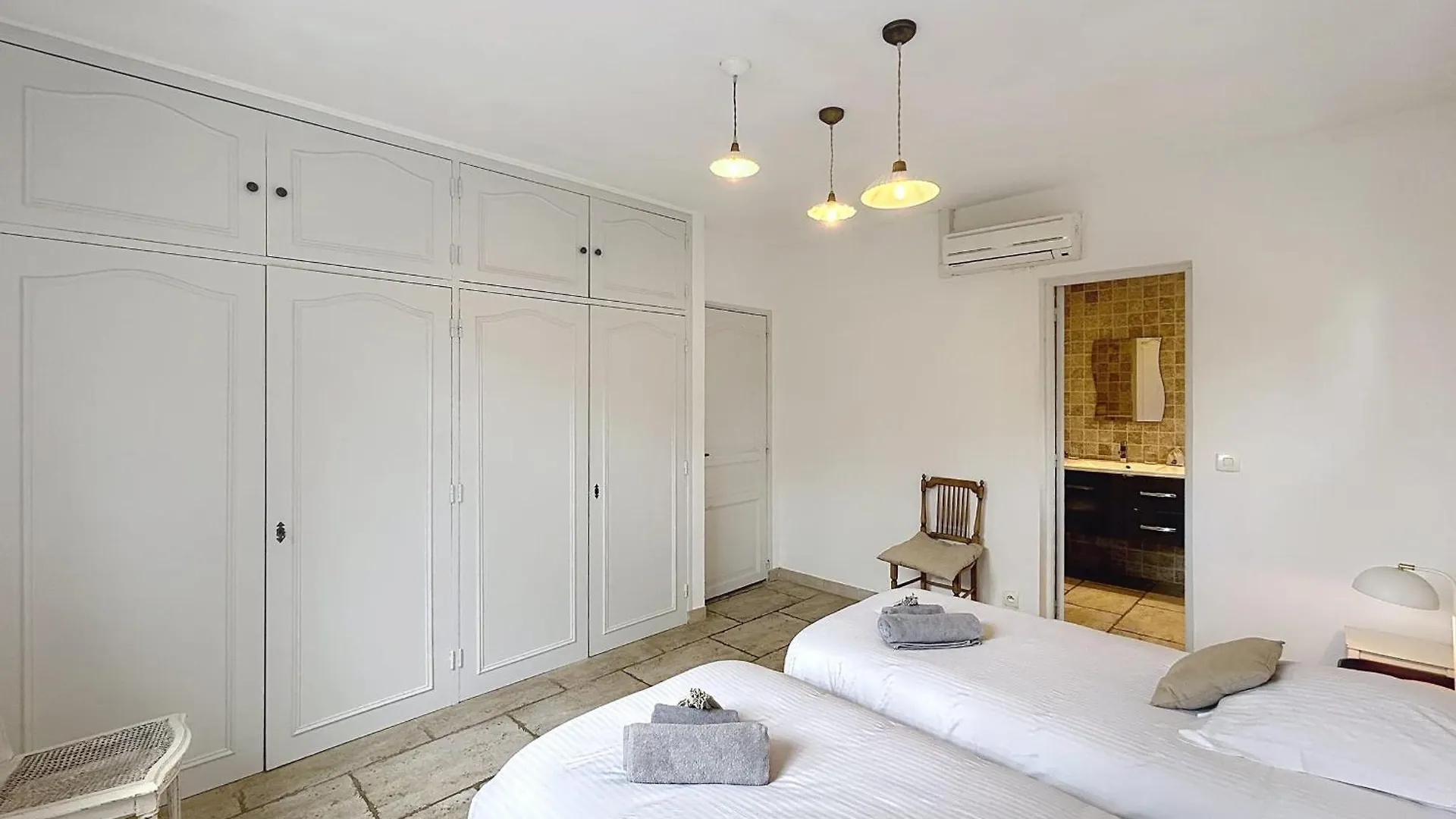 Mougins Charming Villa With Swimming Pool 3 Bedrooms In The Pine Forest