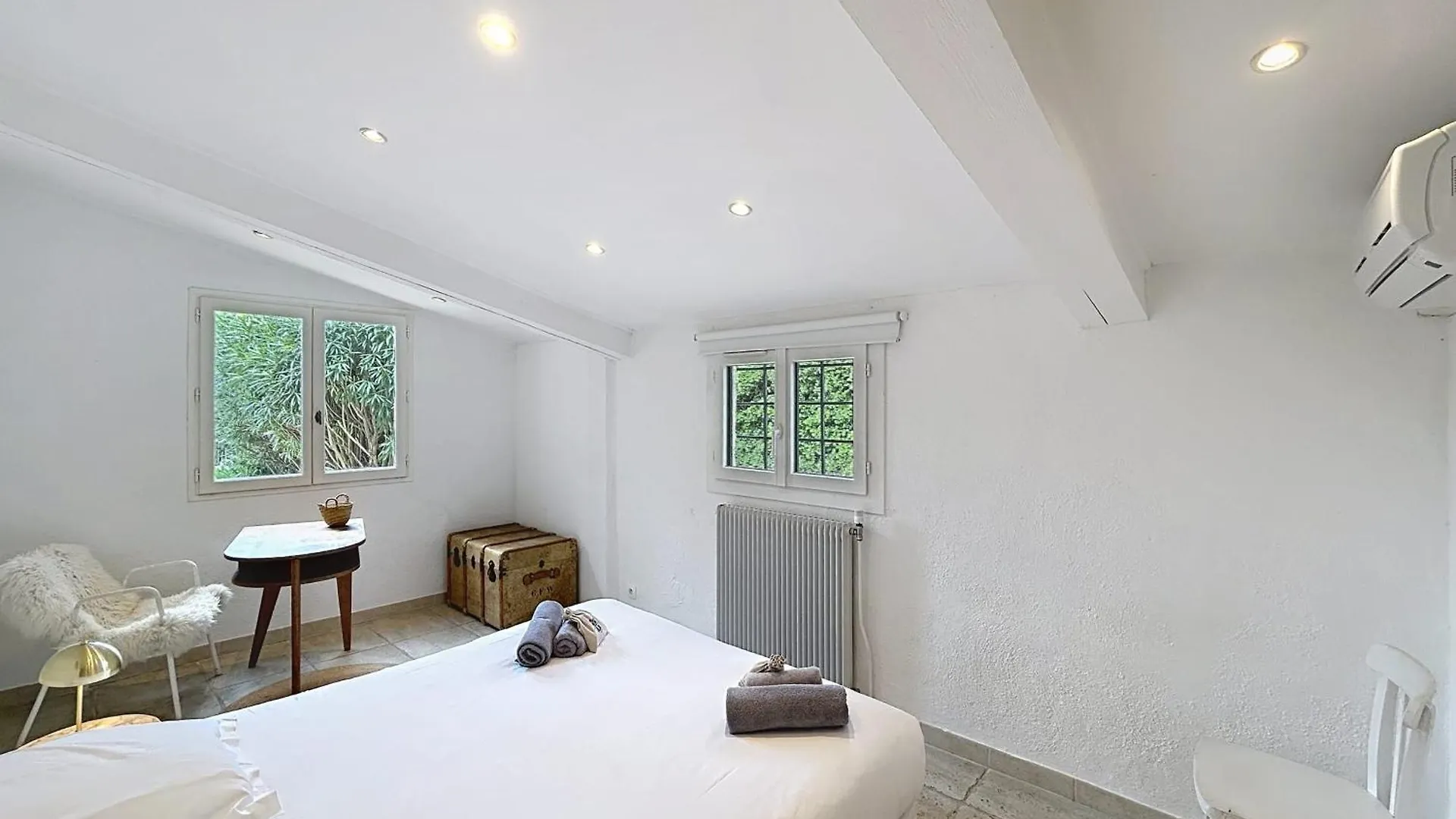 Mougins Charming Villa With Swimming Pool 3 Bedrooms In The Pine Forest