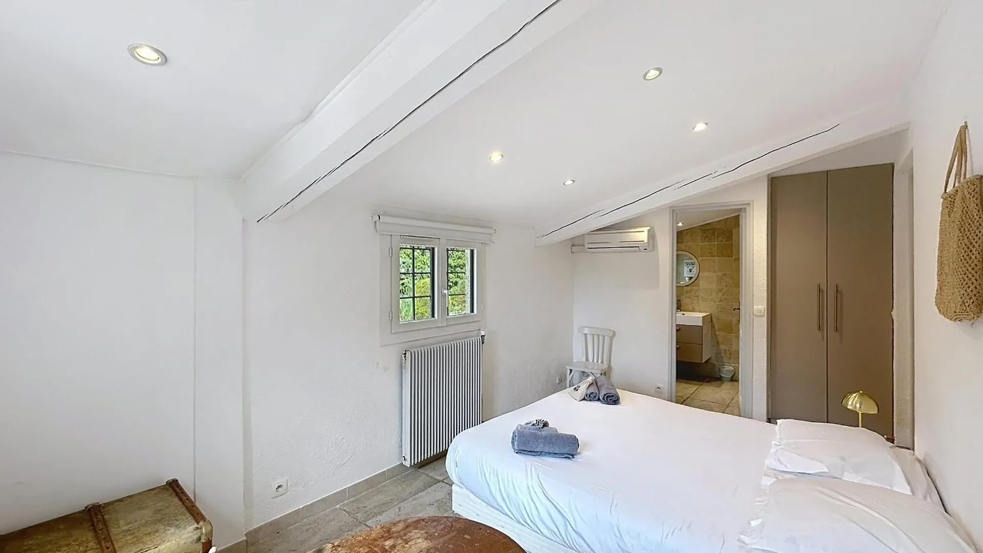 Mougins Charming Villa With Swimming Pool 3 Bedrooms In The Pine Forest