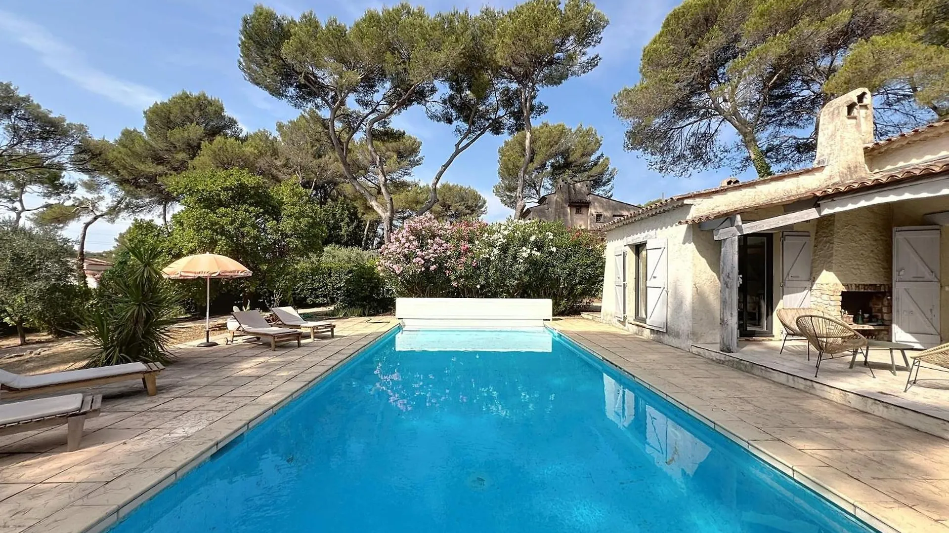 Mougins Charming Villa With Swimming Pool 3 Bedrooms In The Pine Forest